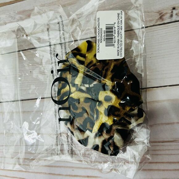 Noir Animal Print Hair Scrunchie Tie Bundle NWT! - Picture 1 of 3